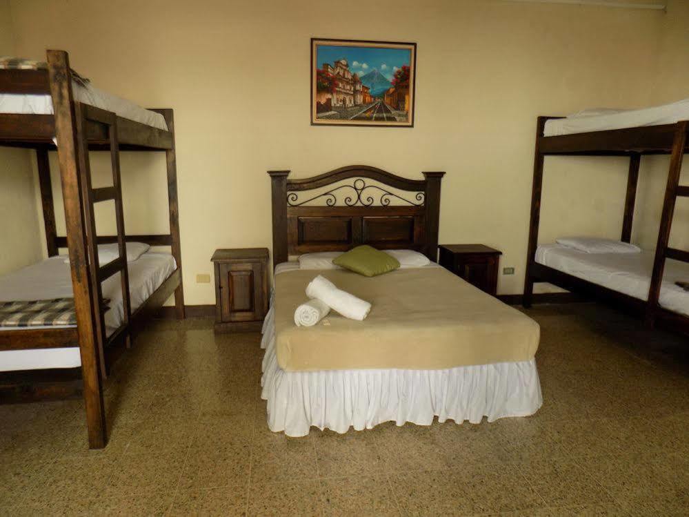 Posada De San Carlos Del Parque Antigua Ngoại thất bức ảnh