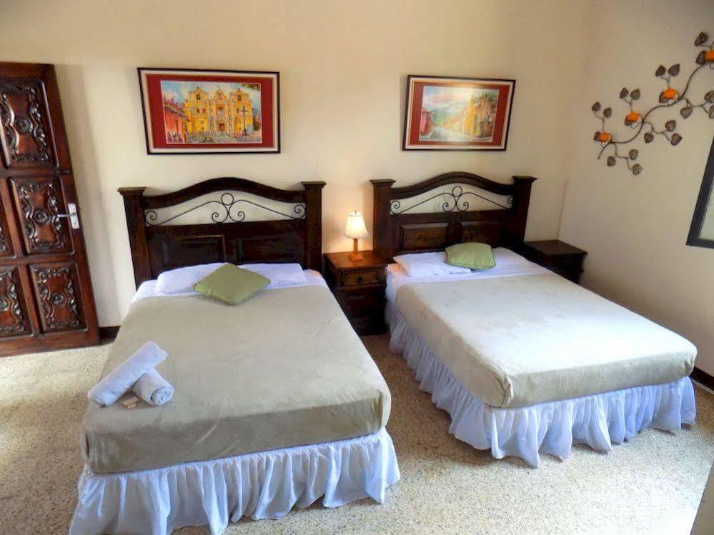 Posada De San Carlos Del Parque Antigua Ngoại thất bức ảnh